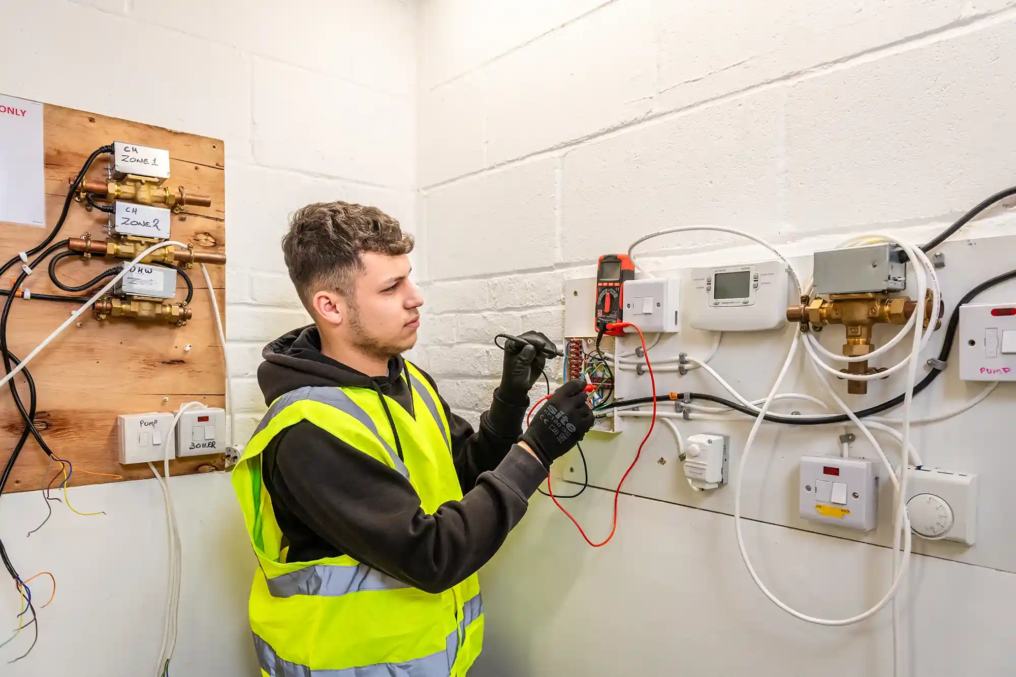 You are currently viewing Marketing Ideas for Electrical Contractors That Go Beyond the Usual Advice